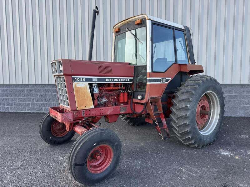 1976 INTERNATIONAL HARVESTER 1086 For Sale