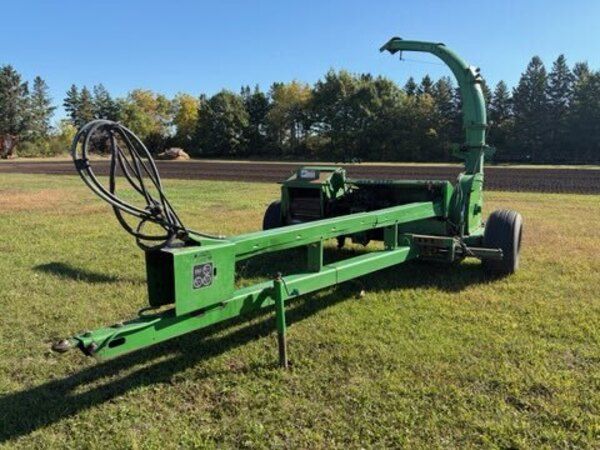 Used 1992 JOHN DEERE 3950 For Sale in Paynesville Minnesota