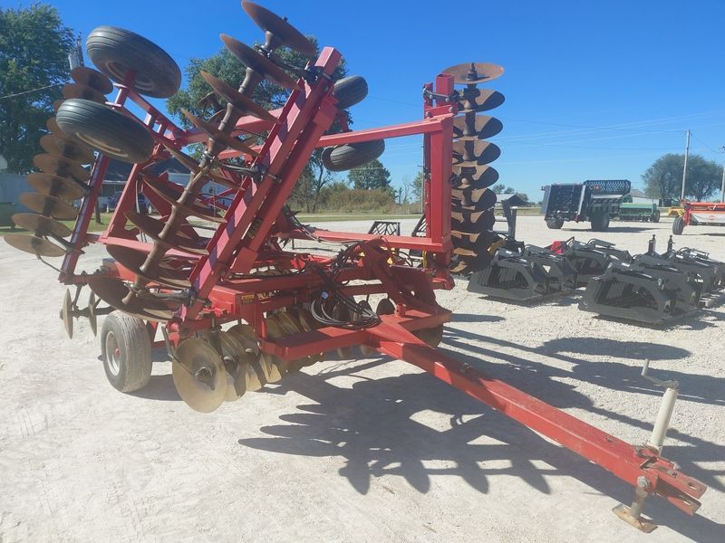 Used 1996 CASE IH 496 For Sale in Versailles Missouri