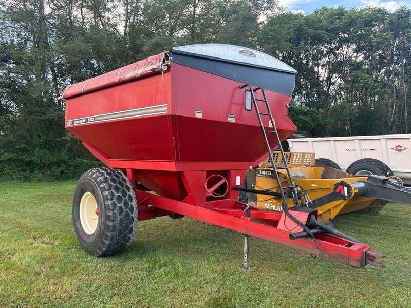 1996 UNVERFERTH 5000 For Sale
