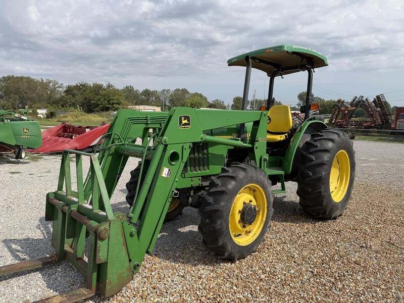 Used 1998 JOHN DEERE 5410 For Sale in Marshall Missouri