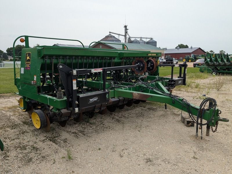 Used 1998 JOHN DEERE 750 For Sale in Rochelle Illinois