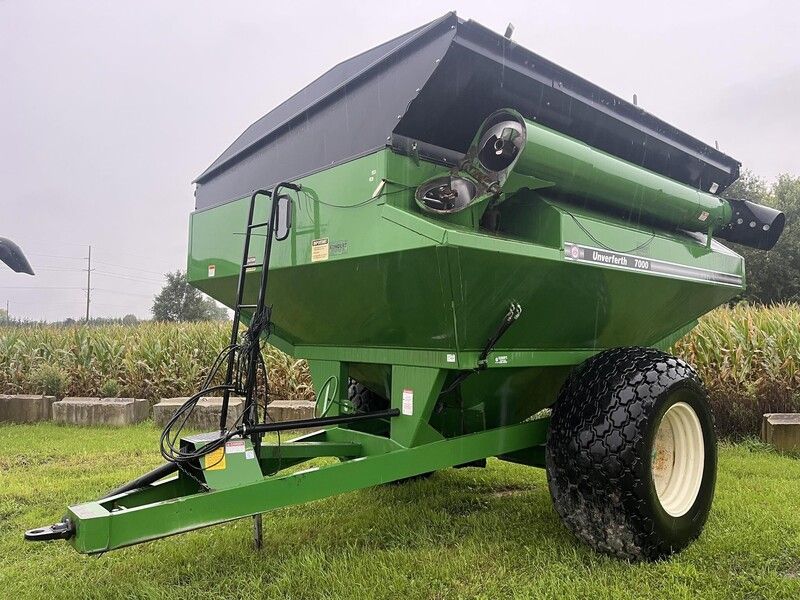 1998 UNVERFERTH 7000 For Sale