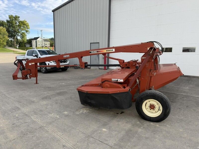 Used 1999 HESSTON 1340 For Sale in Bellevue Iowa