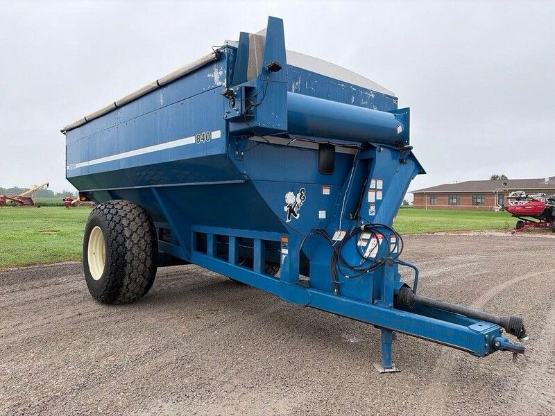 Used 1999 KINZE 840 For Sale in Ottawa Illinois