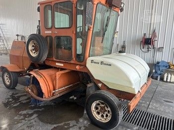 Broce Sweepers Broom Equipment