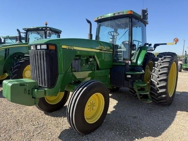 2000 JOHN DEERE 8110 For Sale