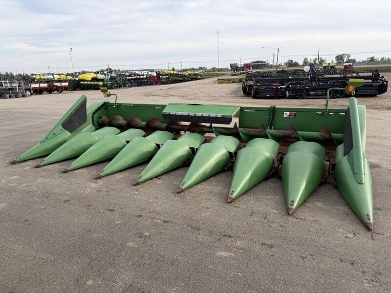 Used 2002 JOHN DEERE 893 For Sale in Glencoe Minnesota