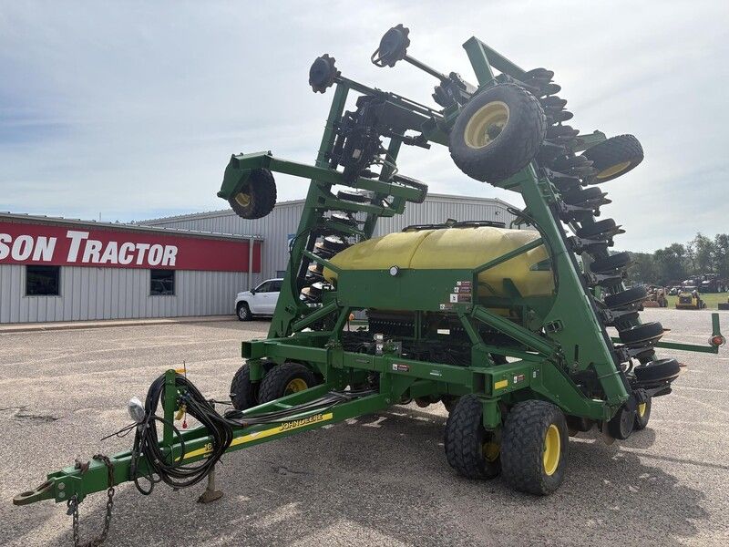 Used 2003 JOHN DEERE 1690 For Sale in Osseo Wisconsin