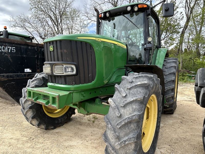 Used 2003 JOHN DEERE 7420 For Sale in Freeport Illinois