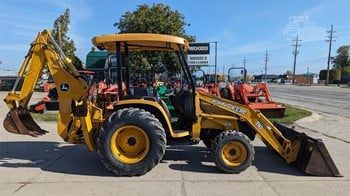 Used 2004 DEERE 110 For Sale in Lenox Michigan