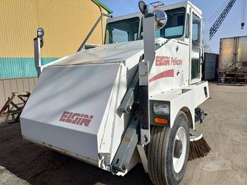 Used 2004 ELGIN PELICAN For Sale in Pierre South Dakota