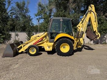 Used 2004 NEW HOLLAND LB75B For Sale in Glendive Montana