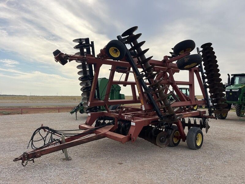 Used 2004 SUNFLOWER 1434-29 For Sale in Seymour Texas