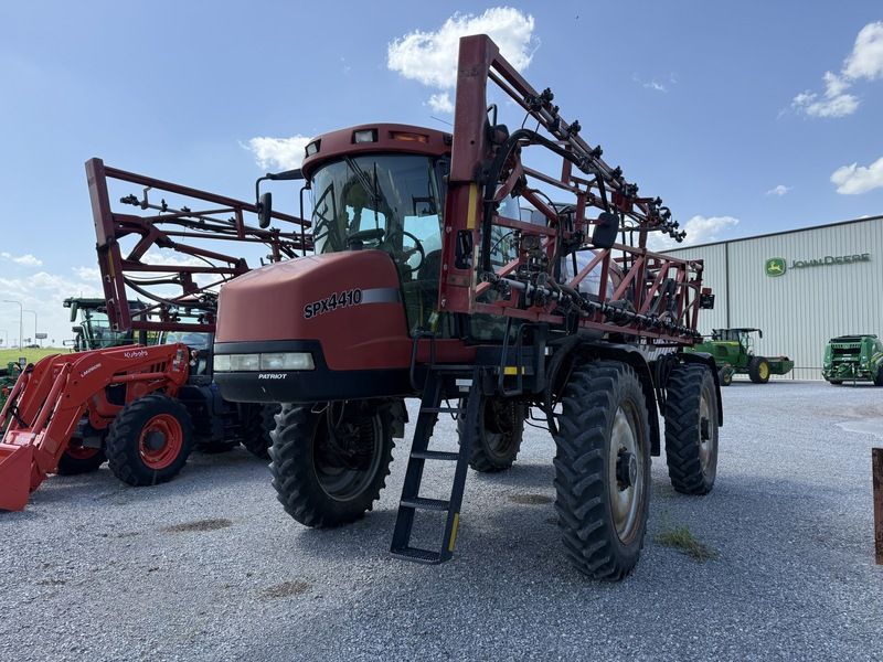 Used 2005 CASE IH SPX4410 For Sale in Weatherford Oklahoma
