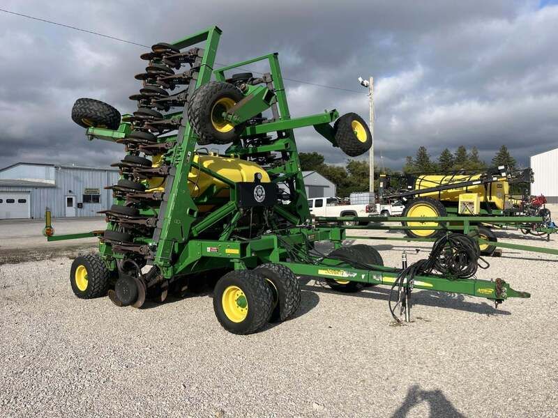 Used 2005 JOHN DEERE 1990 For Sale in Manson Iowa