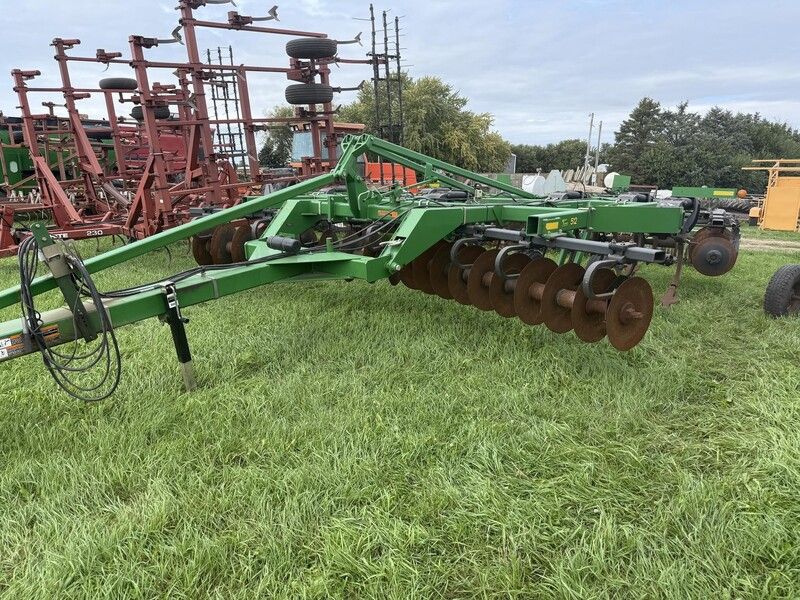 2005 JOHN DEERE 512 For Sale