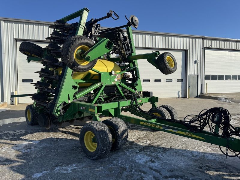 Used 2006 JOHN DEERE 1990 For Sale in Plymouth Indiana