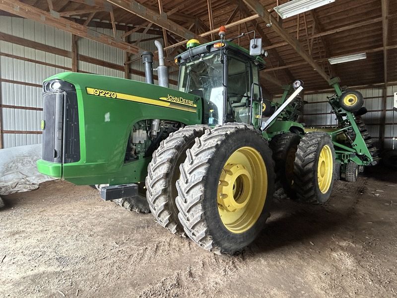 2006 JOHN DEERE 9220 For Sale