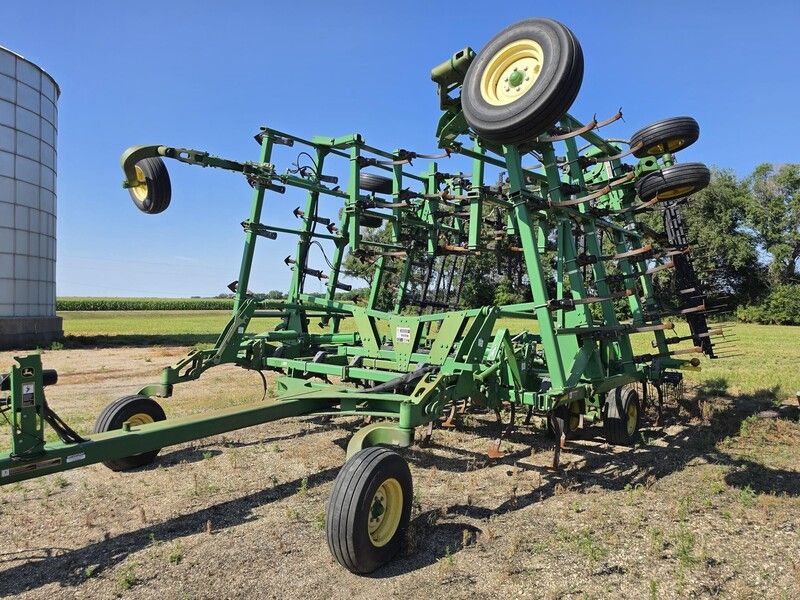 2007 JOHN DEERE 2210 For Sale