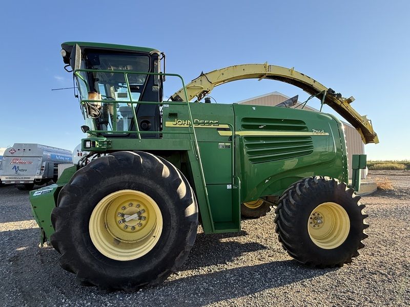 Used 2007 JOHN DEERE 7800 For Sale in Ogallala Nebraska