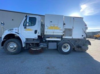 2008 ELGIN BROOM BEAR For Sale