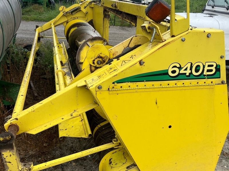Used 2008 JOHN DEERE 640B For Sale in Adamstown Pennsylvania