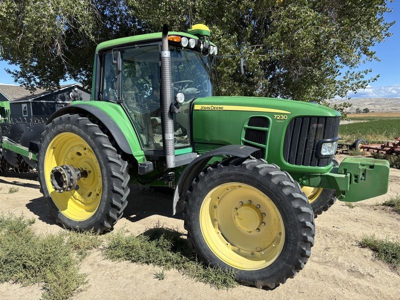 2008 JOHN DEERE 7230 PREMIUM For Sale
