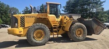 Used 2008 VOLVO L220F For Sale in North Chelmsford Massachusetts