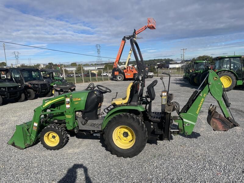 Used 2009 JOHN DEERE 2320 For Sale in Fishersville Virginia