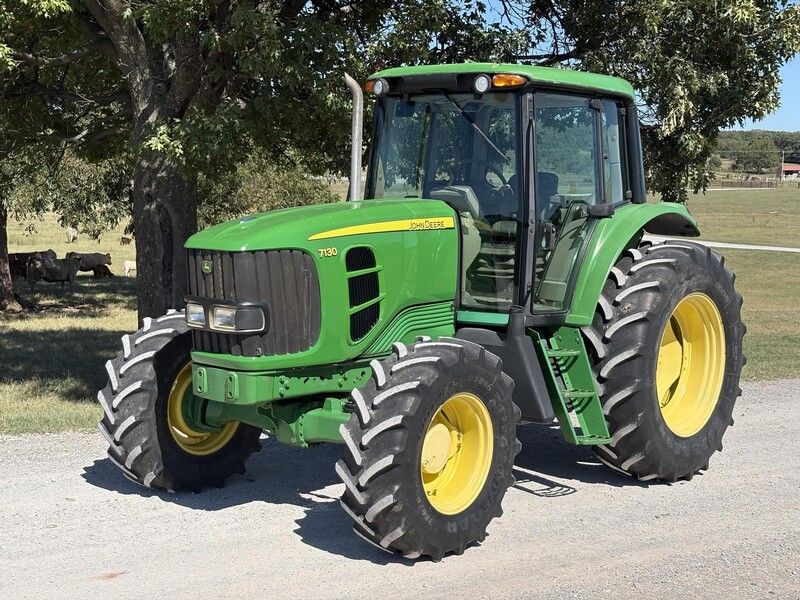 2009 JOHN DEERE 7130 For Sale
