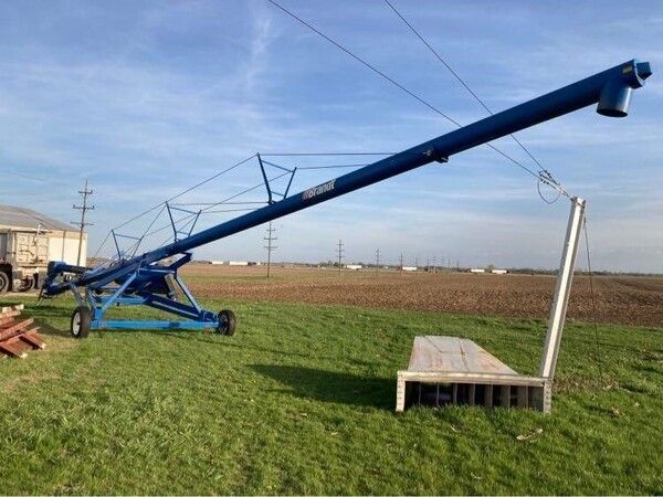 Used 2010 BRANDT 1060 For Sale in Pontiac Illinois