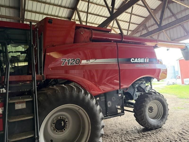 2010 CASE IH 7120 For Sale