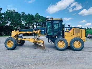 2010 CATERPILLAR 12M For Sale