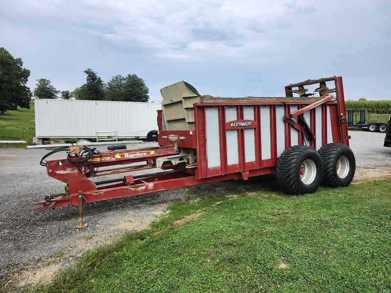 Used 2010 HAGEDORN HYDRA-SPREAD EXTRAVERT 5440 For Sale in Columbiana Ohio