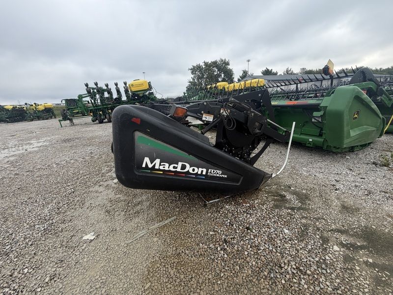 Used 2010 MACDON FD70 For Sale in Owensboro Kentucky