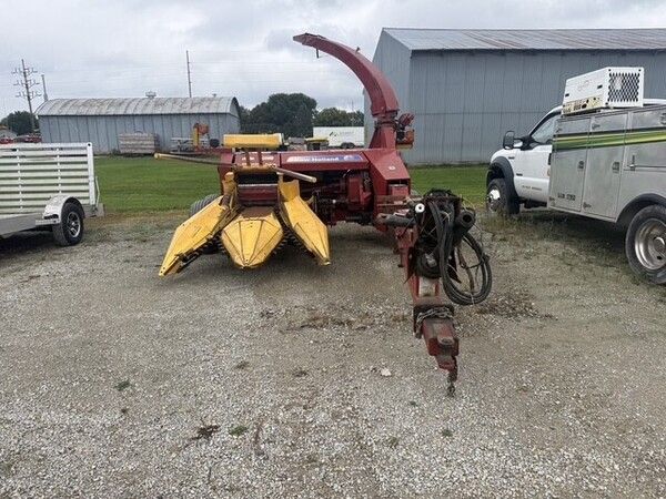 Used 2010 NEW HOLLAND FP230 For Sale in Caledonia Minnesota