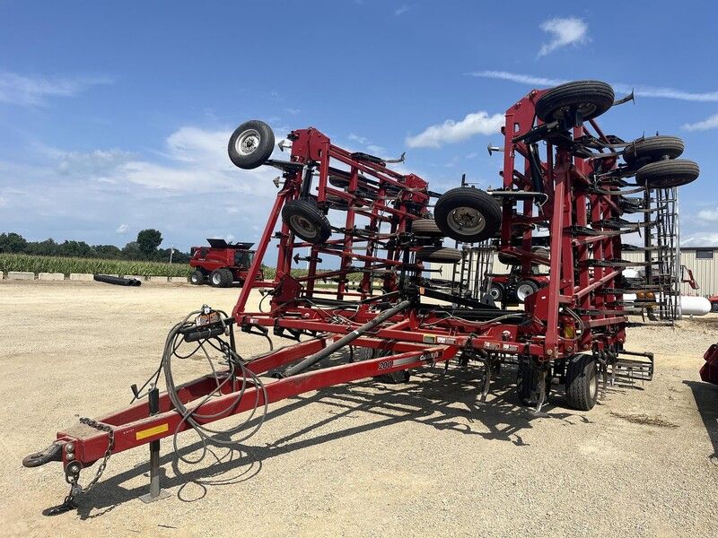 2011 CASE IH TIGERMATE 200 For Sale