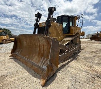 Used 2011 CATERPILLAR D8T For Sale in Springfield Missouri