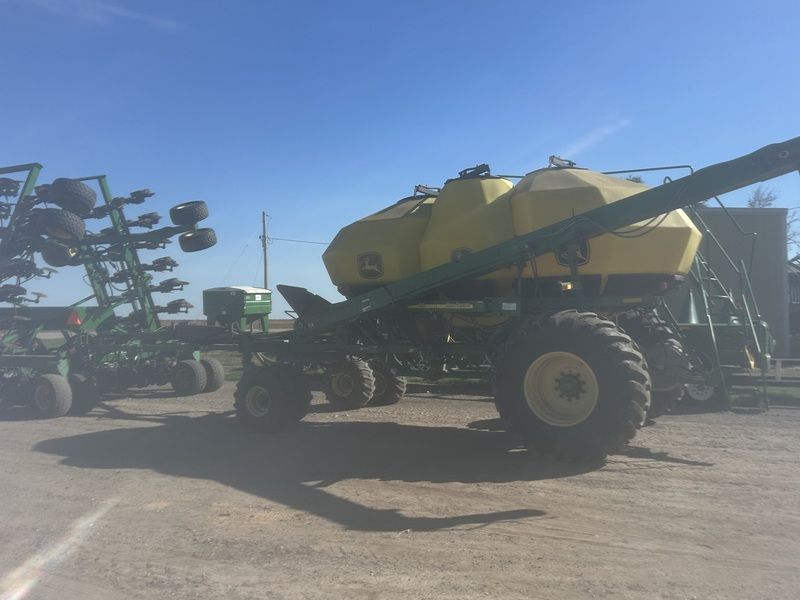 Used 2011 JOHN DEERE 1890 For Sale in Kingman Kansas
