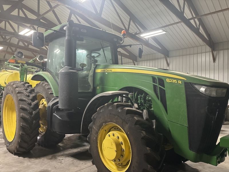 2011 JOHN DEERE 8235R For Sale