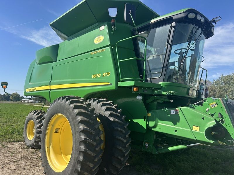 Used 2011 JOHN DEERE 9570 STS For Sale in Ravenna Nebraska