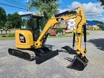Used 2012 CATERPILLAR 303.5E CR For Sale in Roaring Spring Pennsylvania