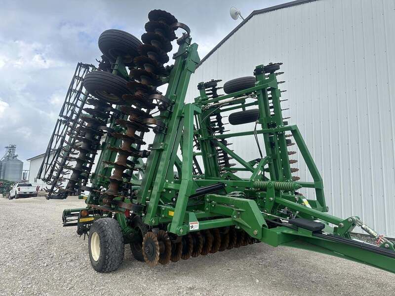Used 2012 GREAT PLAINS TURBO-MAX 3000TM For Sale in Kewanee Illinois