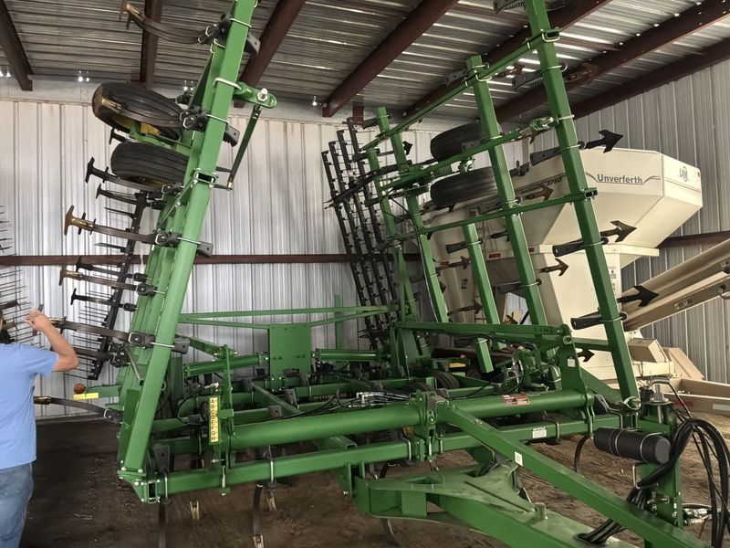 2012 JOHN DEERE 2210 For Sale