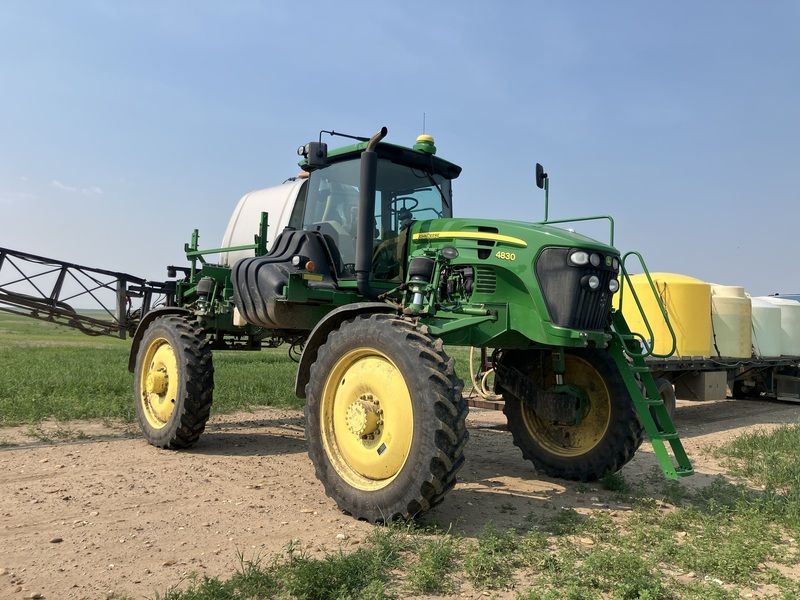 Used 2012 JOHN DEERE 4830 For Sale in Glasgow Montana