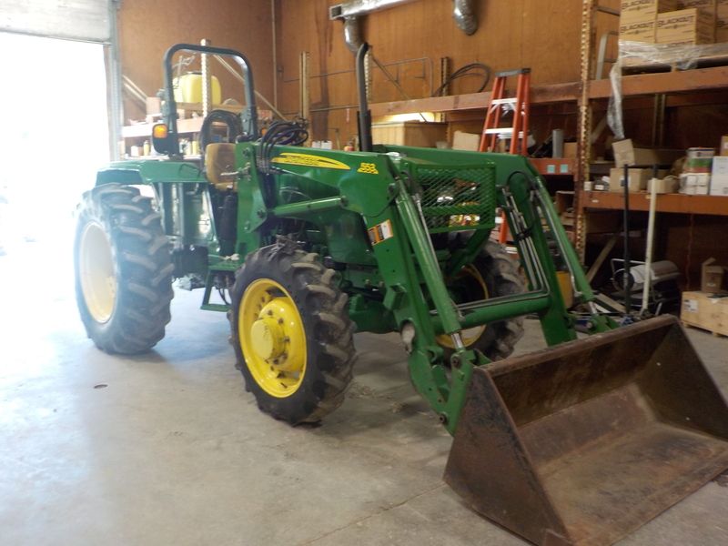 Used 2012 JOHN DEERE 5045E For Sale in Greenup Kentucky
