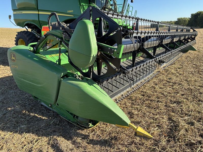 Used 2012 JOHN DEERE 635FD For Sale in Sac City Iowa