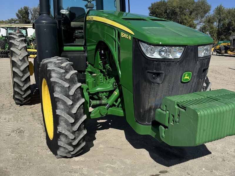 2012 JOHN DEERE 8260R For Sale