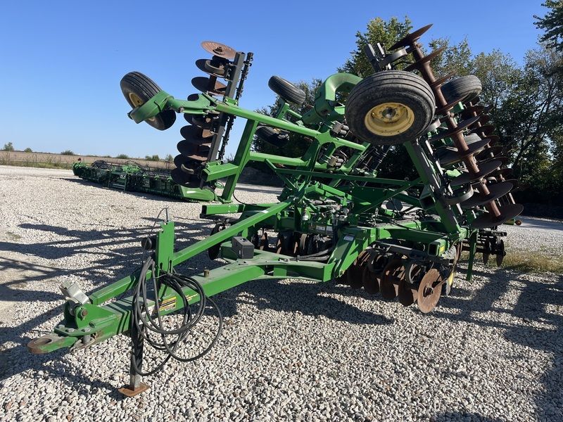 2013 JOHN DEERE 2720 For Sale